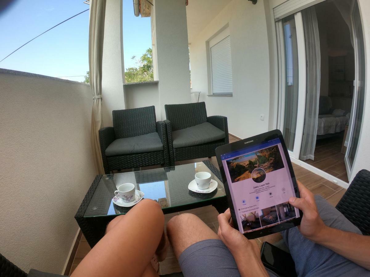 Apartmani Zekic Lopar Exterior foto